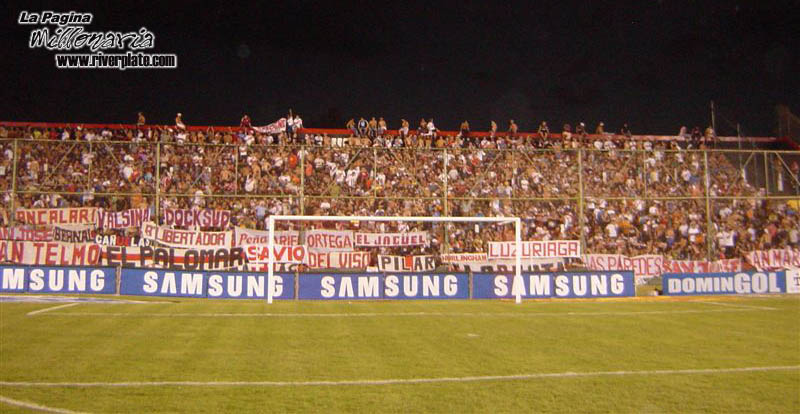 Colón vs River Plate (CL 2005) 8