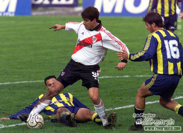 River Plate vs. Rosario Central (AP 2000) 11
