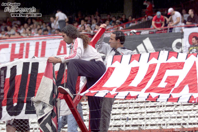 River Plate vs. Newell's (AP 2000) 12