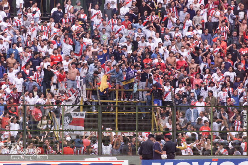 Almagro vs. River Plate (AP 2000) 7