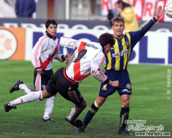 River Plate vs. Rosario Central (AP 2000) 13