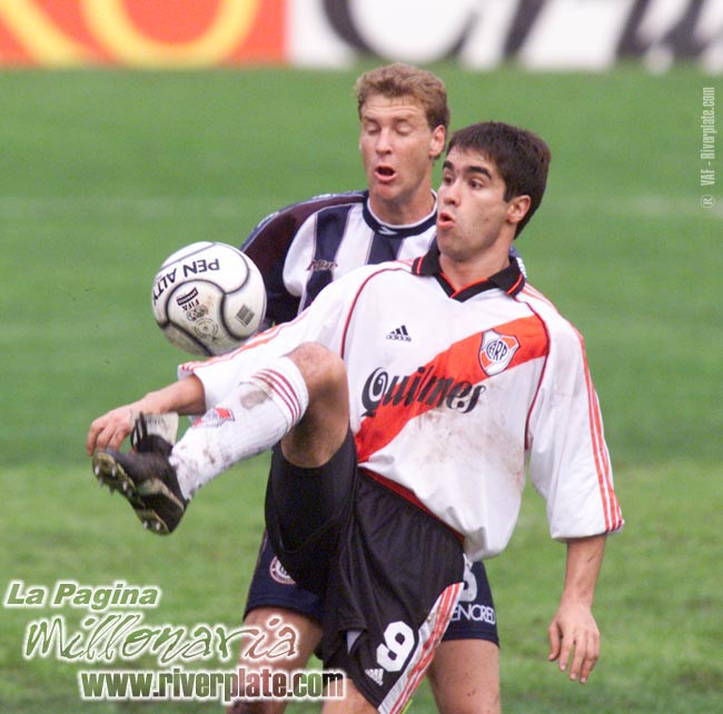 River Plate vs. Talleres Cba (AP 2000) 3