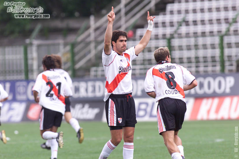 Almagro vs. River Plate (AP 2000) 2