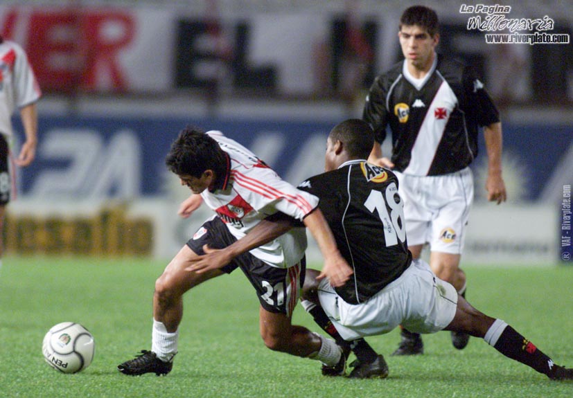 River Plate vs. Vasco da Gama (CM 2000) 7