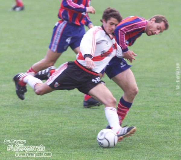 River Plate vs. San Lorenzo (AP 2000) 7