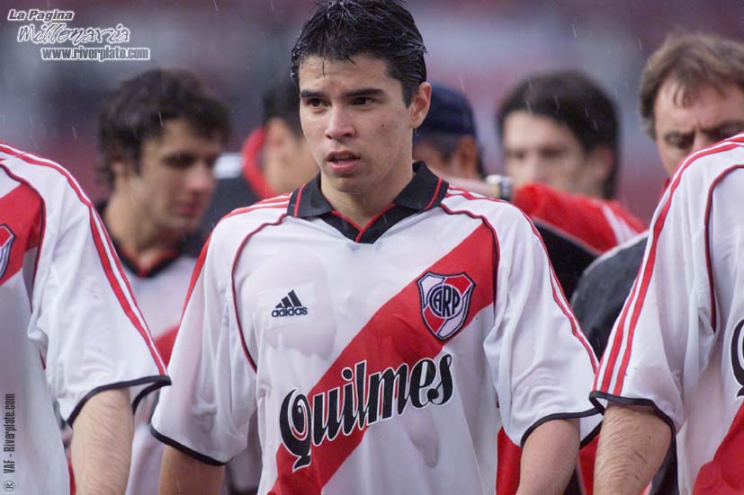 River Plate vs. Newell's (AP 2000) 9