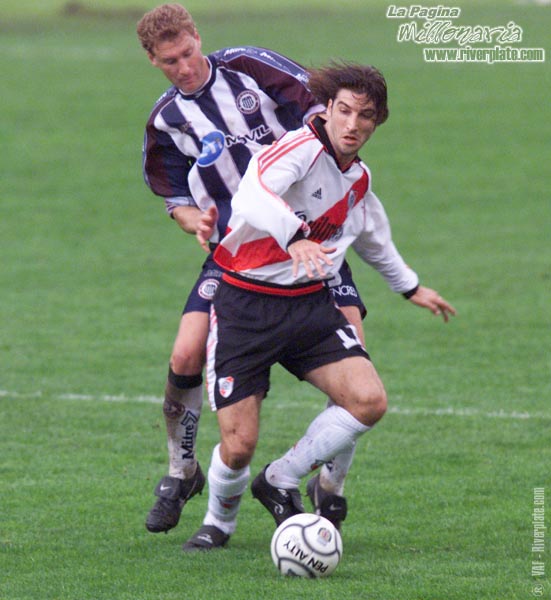 River Plate vs. Talleres Cba (AP 2000) 10