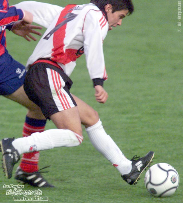River Plate vs. San Lorenzo (AP 2000) 11