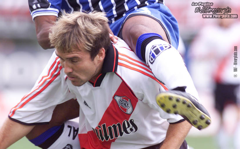 Almagro vs. River Plate (AP 2000) 8