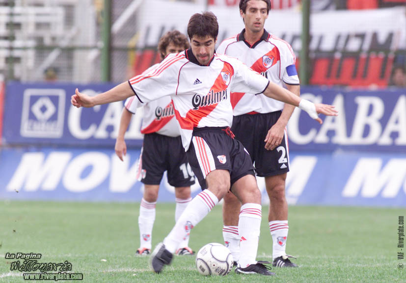 Almagro vs. River Plate (AP 2000) 10