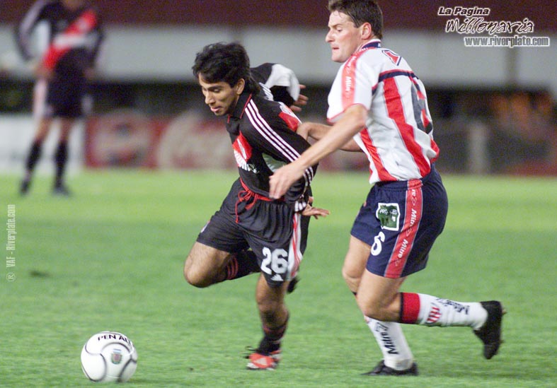 River Plate vs. Union Sta Fe (AP 2000) 14