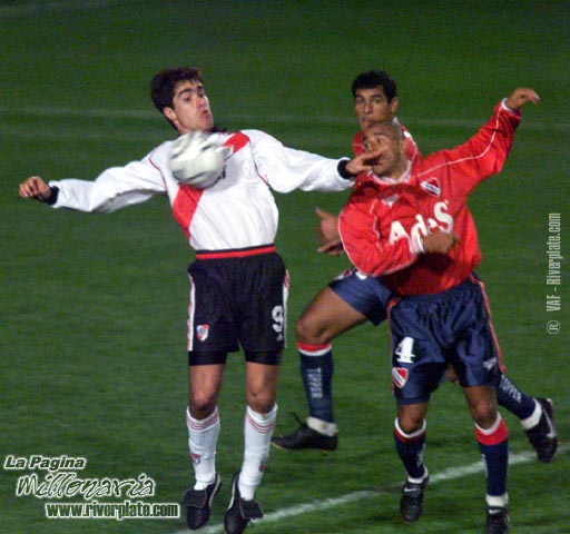 Independiente vs. River Plate (AP 2000) 16