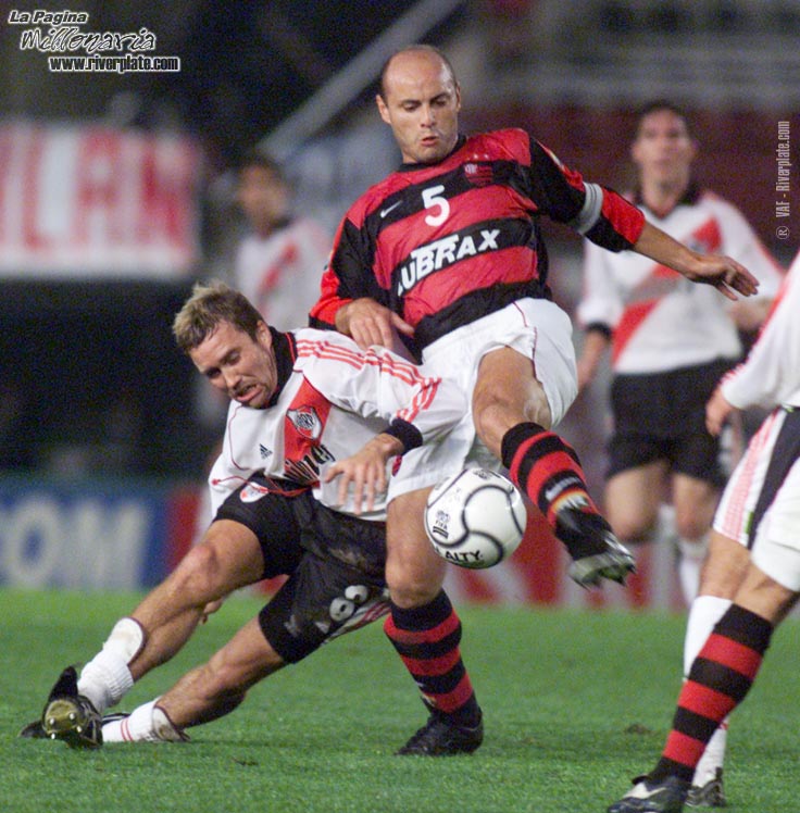 River Plate vs. Flamengo (CM 2000) 15