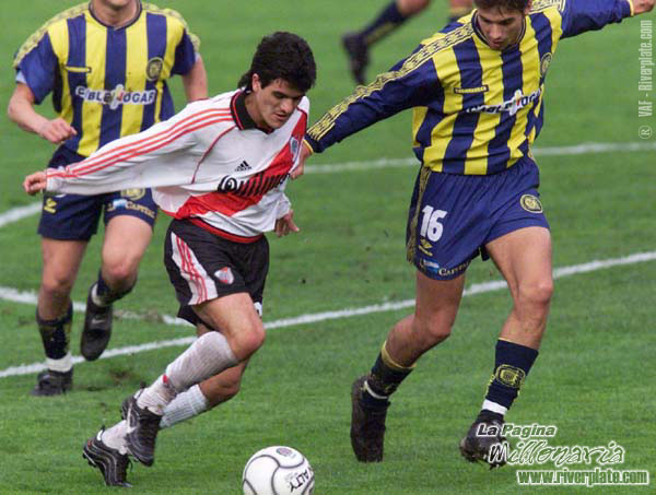 River Plate vs. Rosario Central (AP 2000) 23