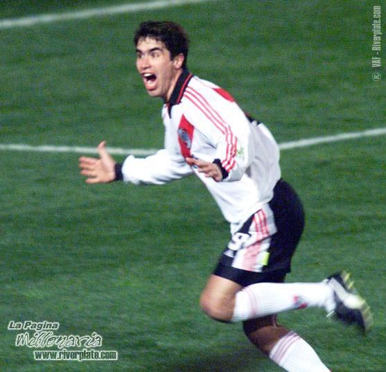 Independiente vs. River Plate (AP 2000) 19