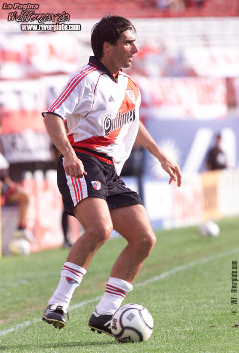 River Plate vs. Belgrano Cba (AP 2000) 19