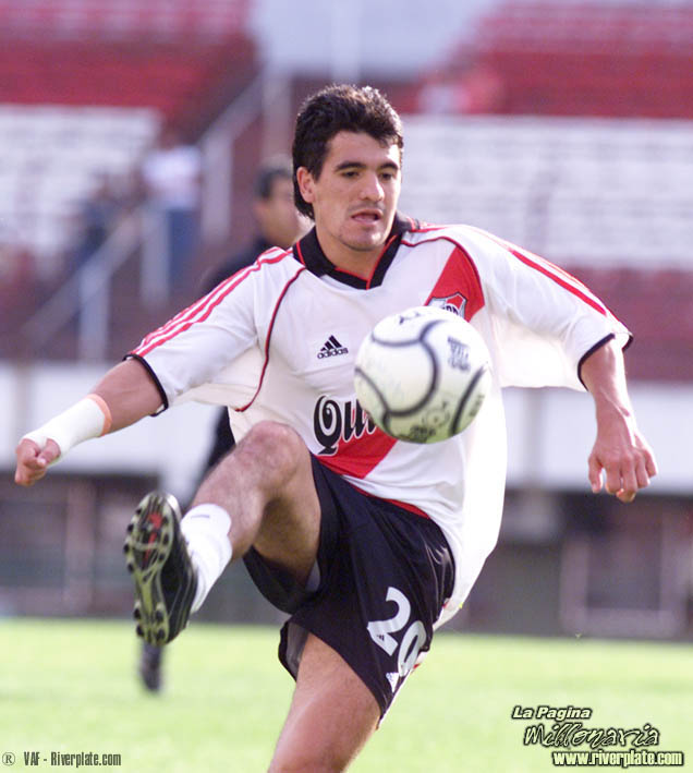 River Plate vs. Belgrano Cba (AP 2000) 21