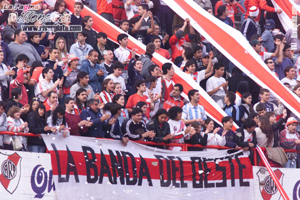 River Plate vs. Velez Sarsfield (AP 2000) 3