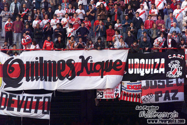 River Plate vs. Velez Sarsfield (AP 2000) 11