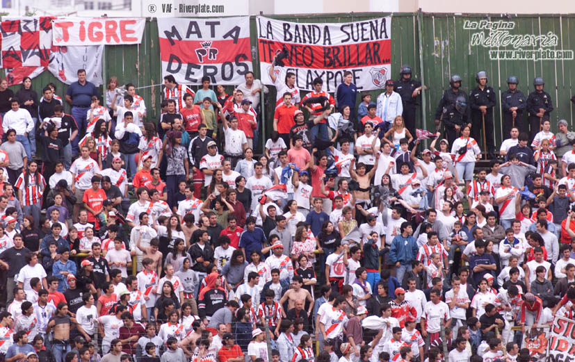 Almagro vs. River Plate (AP 2000) 23