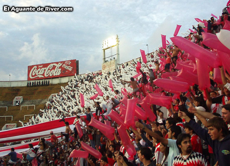 Huracán vs River Plate (CL 2002) 9