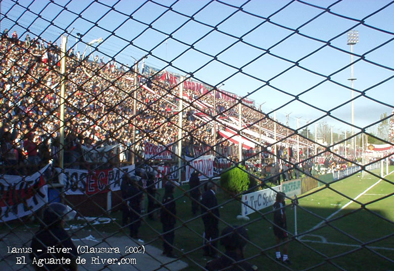 Lanús vs River Plate (CL 2002) 3