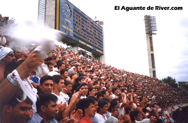 Rosario Central vs. River Plate (CL 2001) 2
