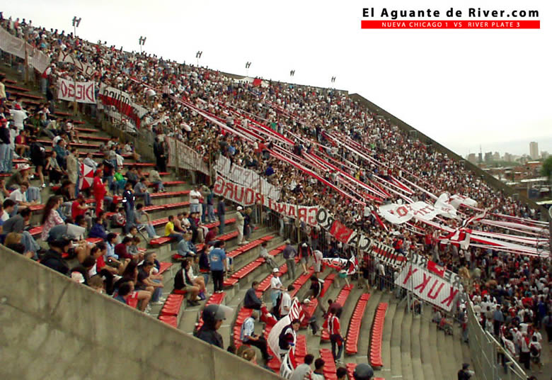 Chicago vs River Plate (AP 2002) 1