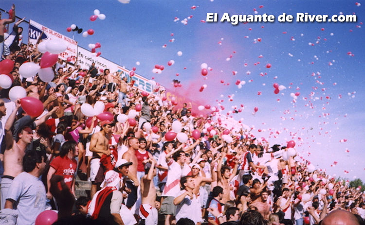 Lanus vs. River Plate (AP 2000) 15