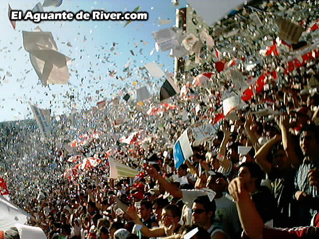 River Plate vs San Lorenzo (AP 2001) 4