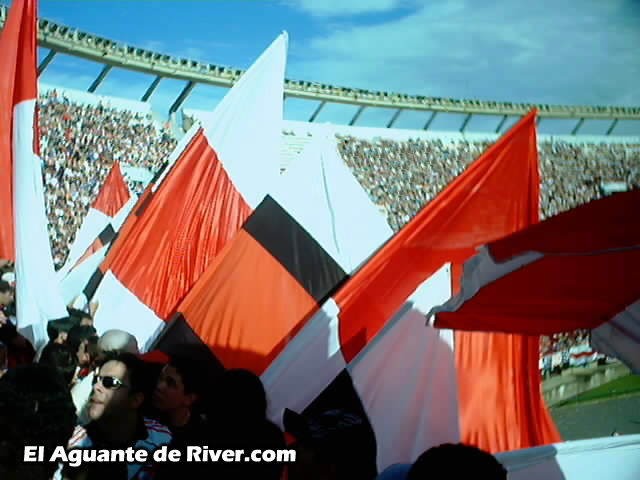 River Plate vs San Lorenzo (AP 2001) 5
