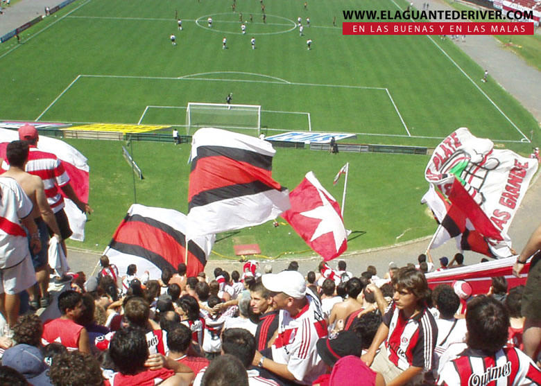 River Plate vs Olimpo (AP 2002) 6