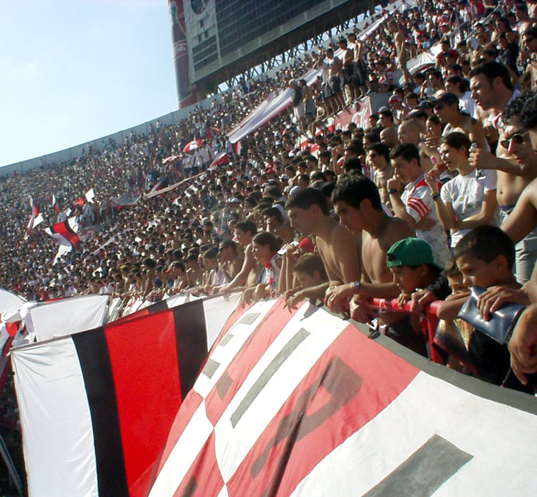 River Plate vs Talleres Cba (CL 2002) 8
