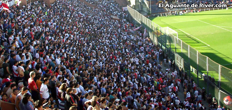 Velez Sarsfield vs River Plate (CL 2002) 8