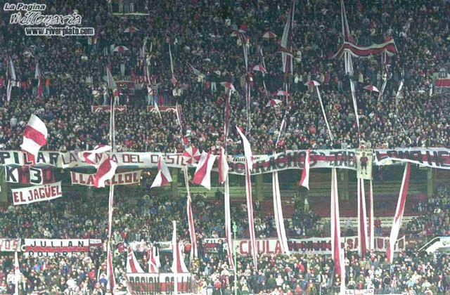 River Plate vs. Emelec (LIB 2001) 1
