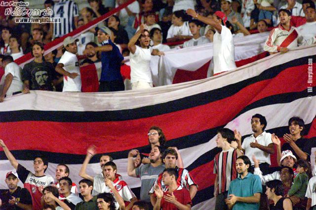 River Plate vs. Guarani (LIB 2001) 2