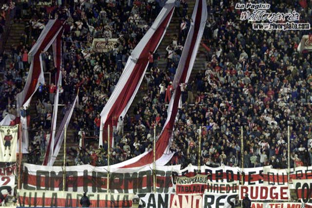 Huracán vs. River Plate (CL 2001) 5