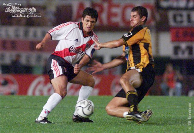 River Plate vs. The Strongest (LIB 2001) 2