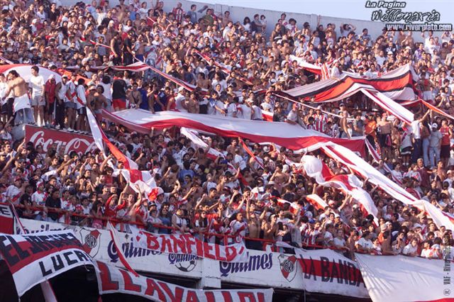 River Plate vs. Chacarita (CL 2001) 6
