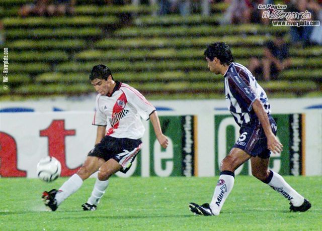 Talleres Cba vs. River Plate (CL 2001) 6