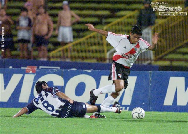 Talleres Cba vs. River Plate (CL 2001) 8