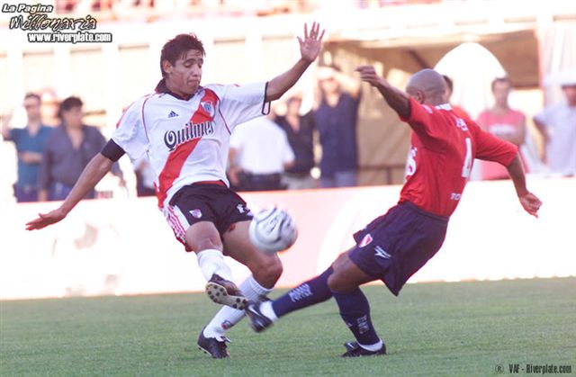 River Plate vs. Independiente (CL 2001) 14