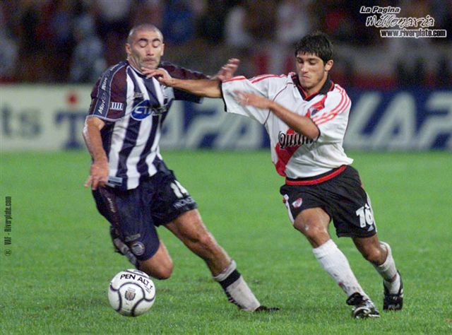 Talleres Cba vs. River Plate (CL 2001) 13