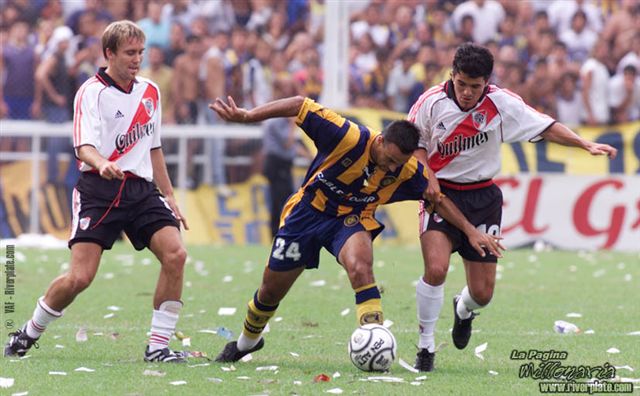 Rosario Central vs. River Plate (CL 2001) 15