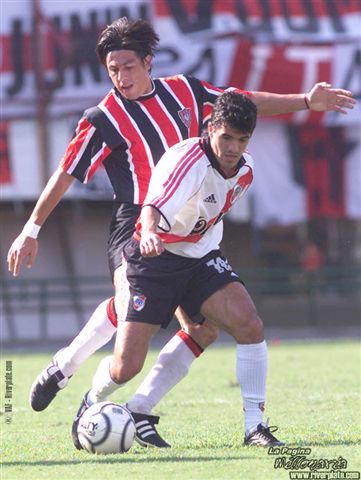 River Plate vs. Chacarita (CL 2001) 18