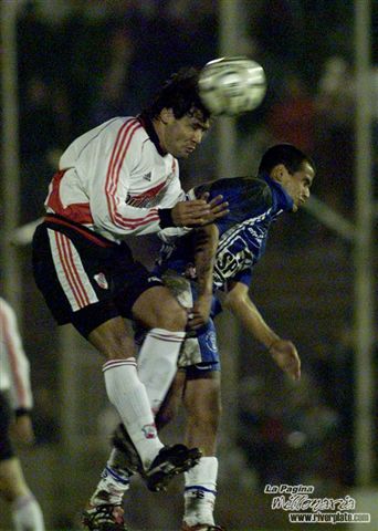 Huracán vs. River Plate (CL 2001) 3