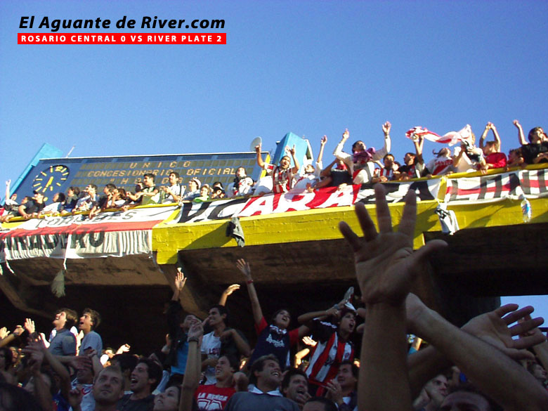 Rosario Central vs River Plate (CL 2003) 2
