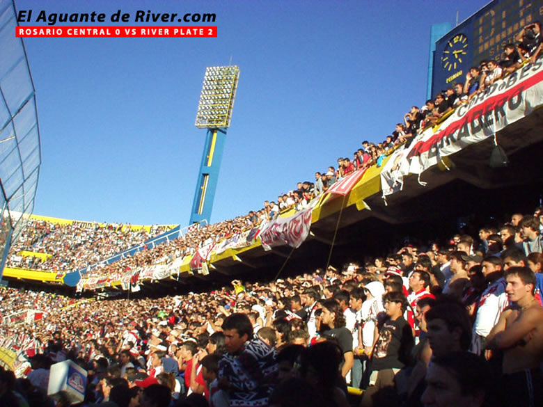 Rosario Central vs River Plate (CL 2003) 6