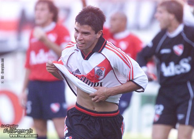 River Plate vs. Independiente (CL 2001) 25