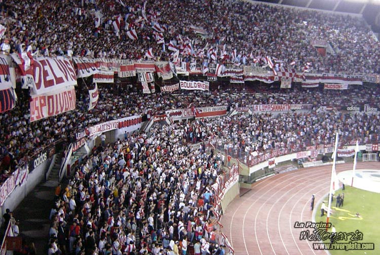 River Plate vs Nacional (LIB 2005) 3